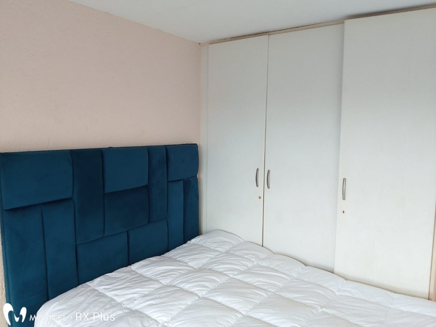 2 Bedroom Property for Sale in Mondeor Gauteng