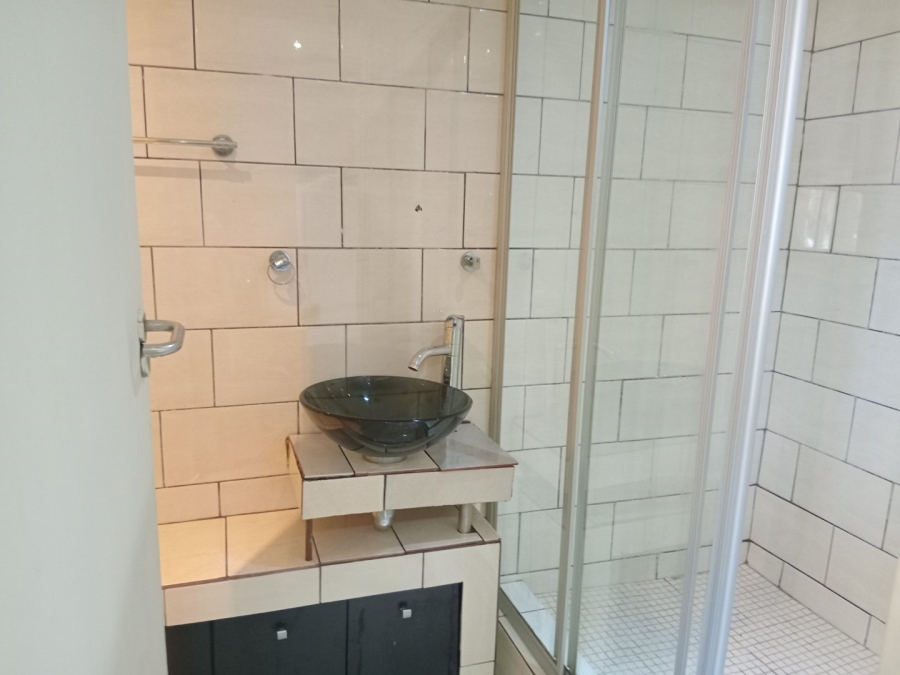 To Let 1 Bedroom Property for Rent in Braamfontein Gauteng