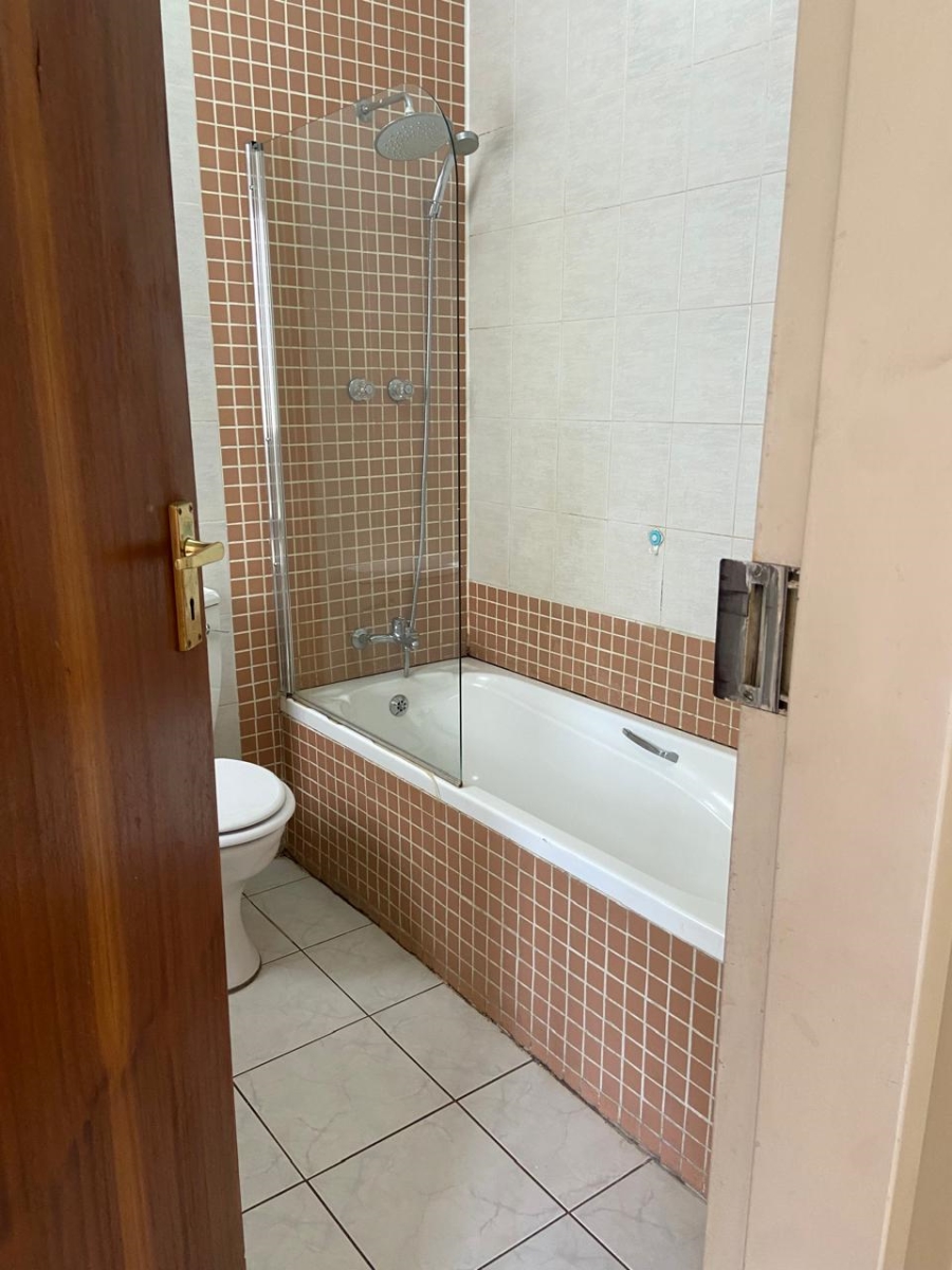 2 Bedroom Property for Sale in Buurendal Gauteng