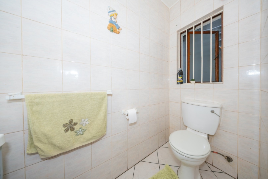 2 Bedroom Property for Sale in Buurendal Gauteng