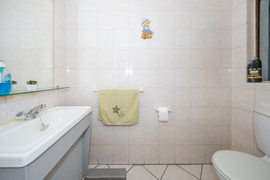 2 Bedroom Property for Sale in Buurendal Gauteng