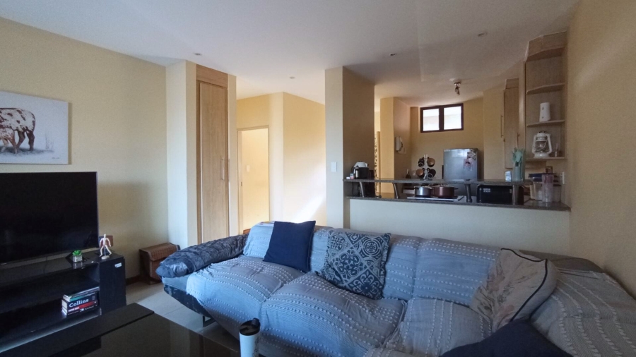 2 Bedroom Property for Sale in Rooihuiskraal North Gauteng