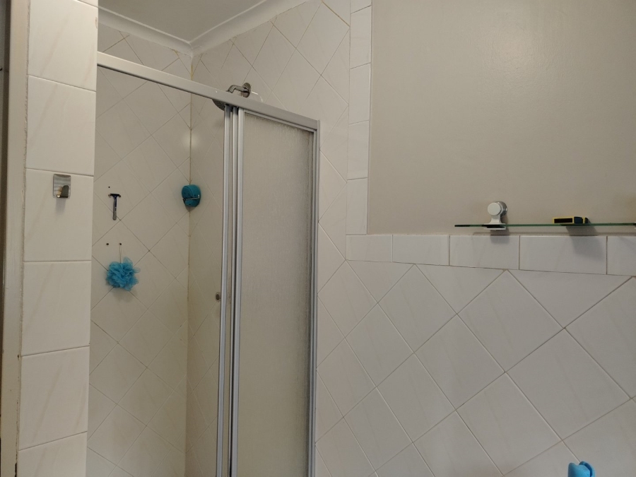 To Let  Bedroom Property for Rent in Moreleta Park Gauteng