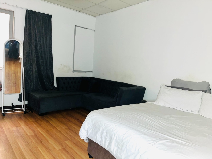 To Let 1 Bedroom Property for Rent in Marshalltown Gauteng