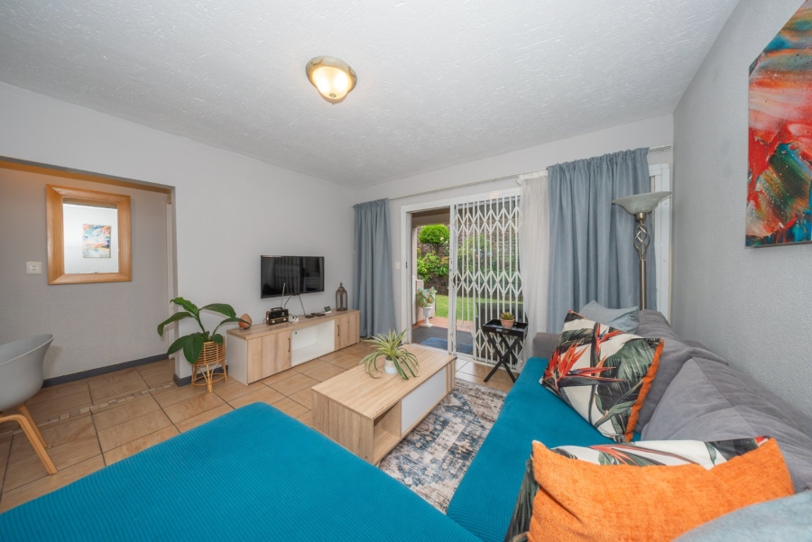 2 Bedroom Property for Sale in Wannenburghoogte Gauteng