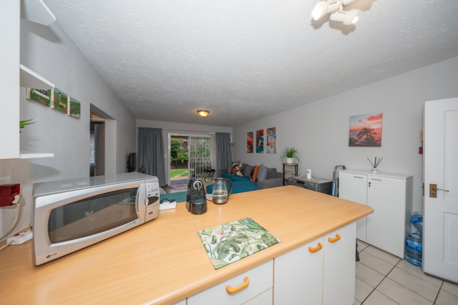 2 Bedroom Property for Sale in Wannenburghoogte Gauteng