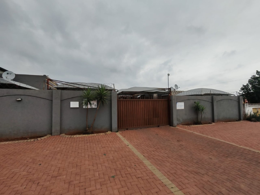 To Let 1 Bedroom Property for Rent in Ga-Rankuwa Unit 1 Gauteng
