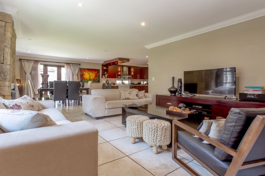 3 Bedroom Property for Sale in Honeydew Manor Gauteng