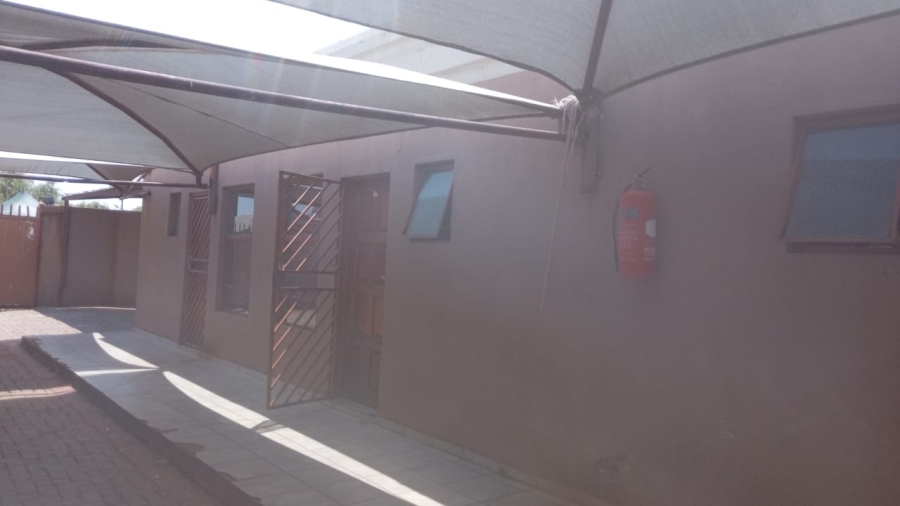 To Let 1 Bedroom Property for Rent in Ga-Rankuwa Unit 1 Gauteng