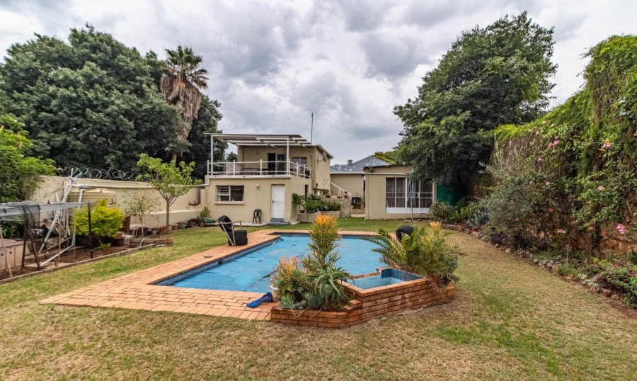 5 Bedroom Property for Sale in Kensington Gauteng
