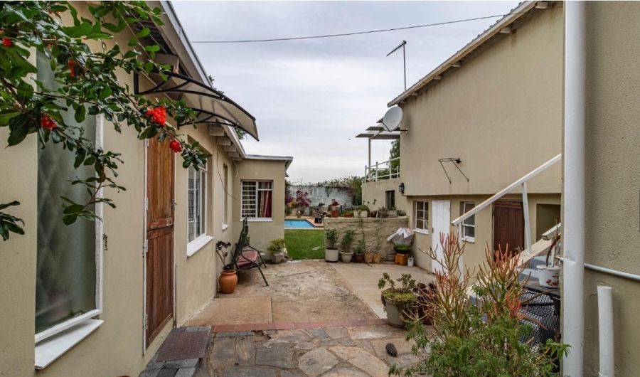 5 Bedroom Property for Sale in Kensington Gauteng