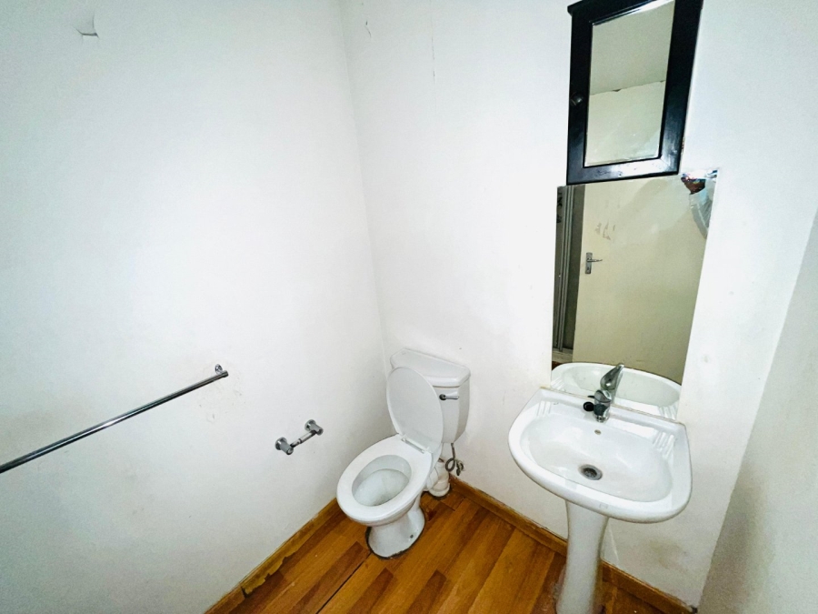 To Let 1 Bedroom Property for Rent in Marshalltown Gauteng