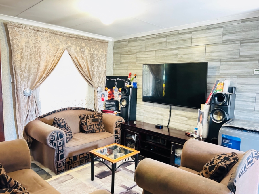 2 Bedroom Property for Sale in Sky City Gauteng