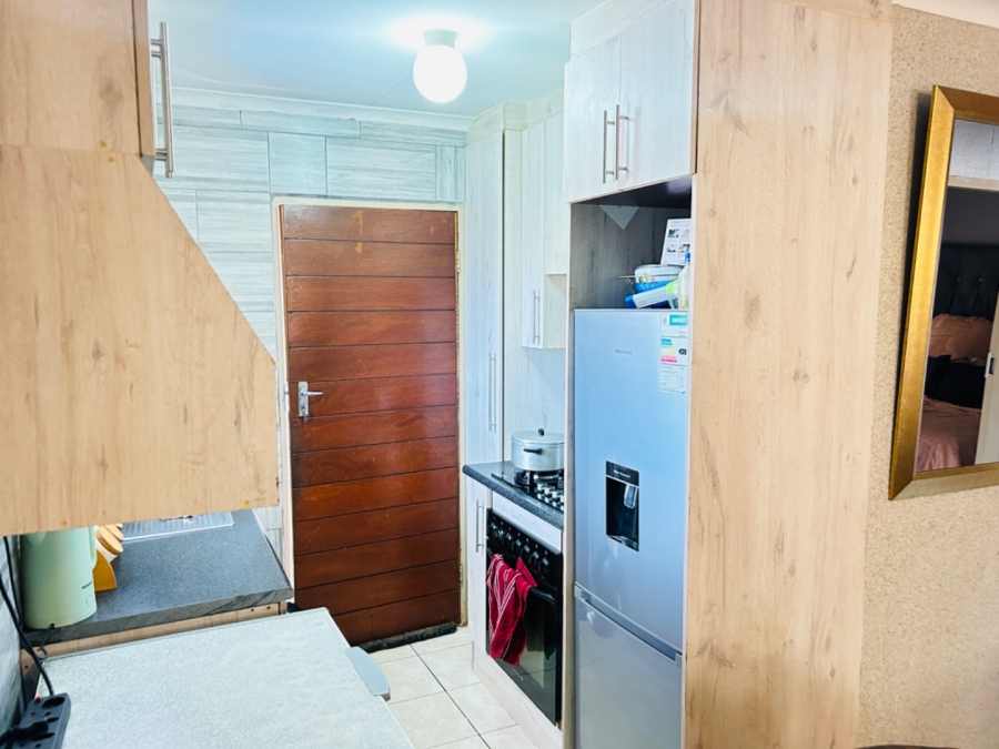 2 Bedroom Property for Sale in Sky City Gauteng