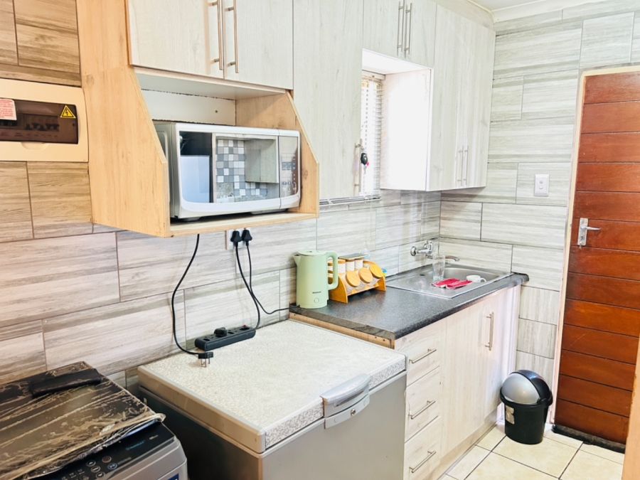 2 Bedroom Property for Sale in Sky City Gauteng