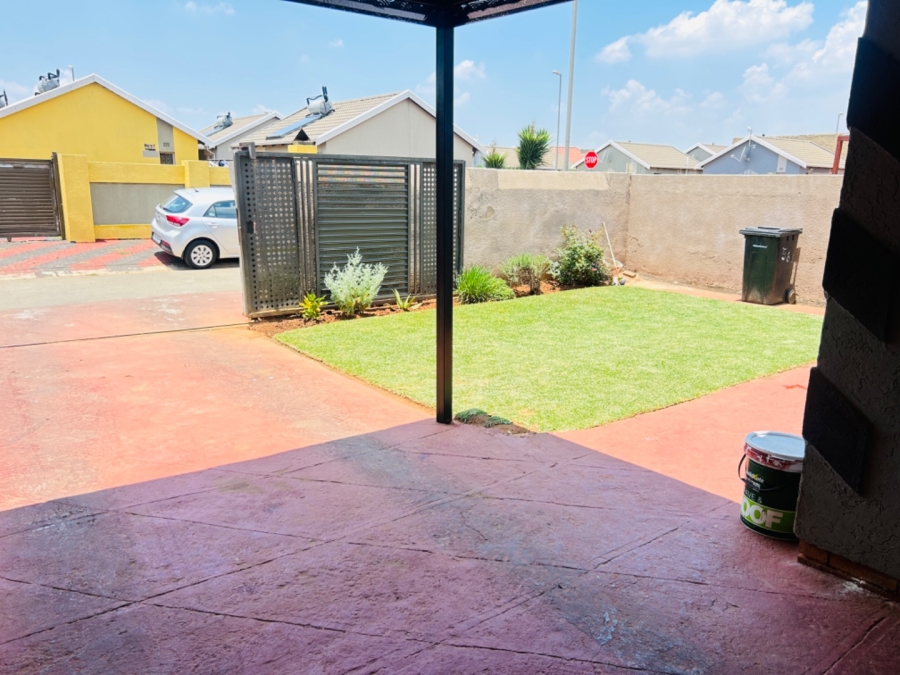 2 Bedroom Property for Sale in Sky City Gauteng