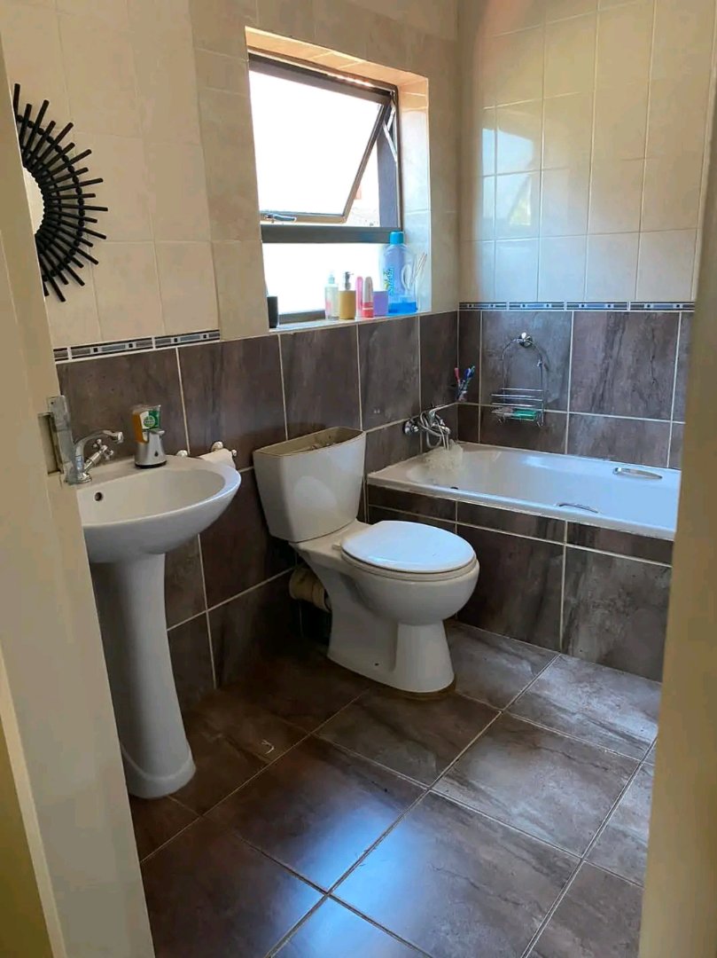 3 Bedroom Property for Sale in Mohlakeng Gauteng