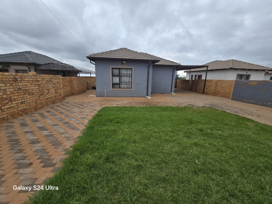  Bedroom Property for Sale in Westonaria Rural Gauteng