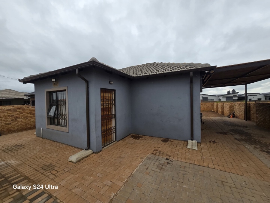  Bedroom Property for Sale in Westonaria Rural Gauteng