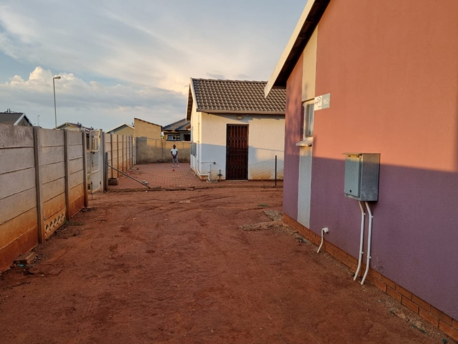 2 Bedroom Property for Sale in Sky City Gauteng