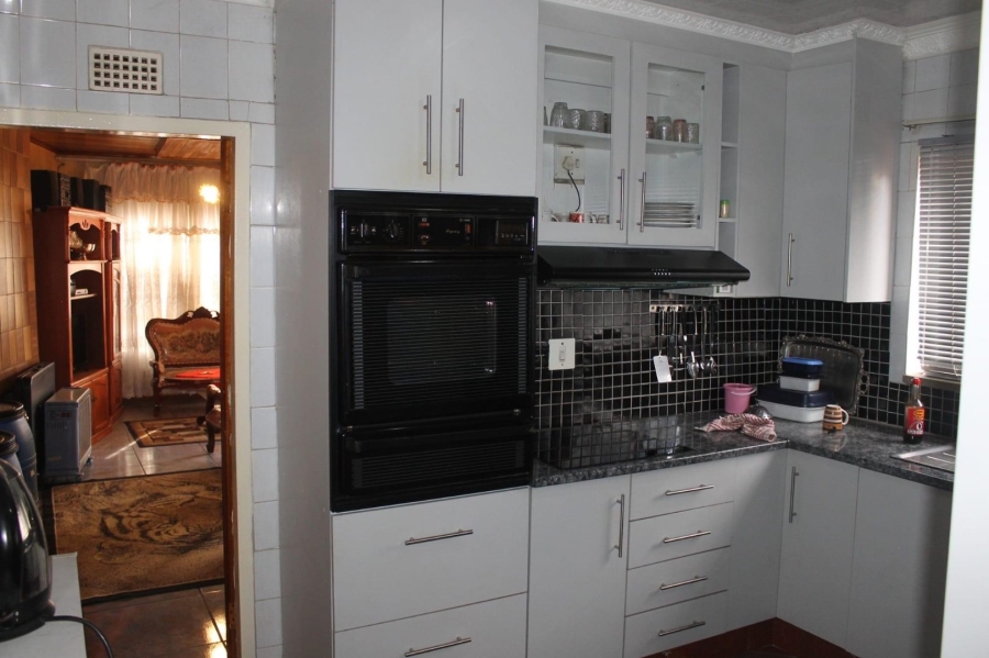 3 Bedroom Property for Sale in Meadowlands Gauteng