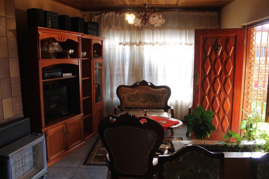 3 Bedroom Property for Sale in Meadowlands Gauteng