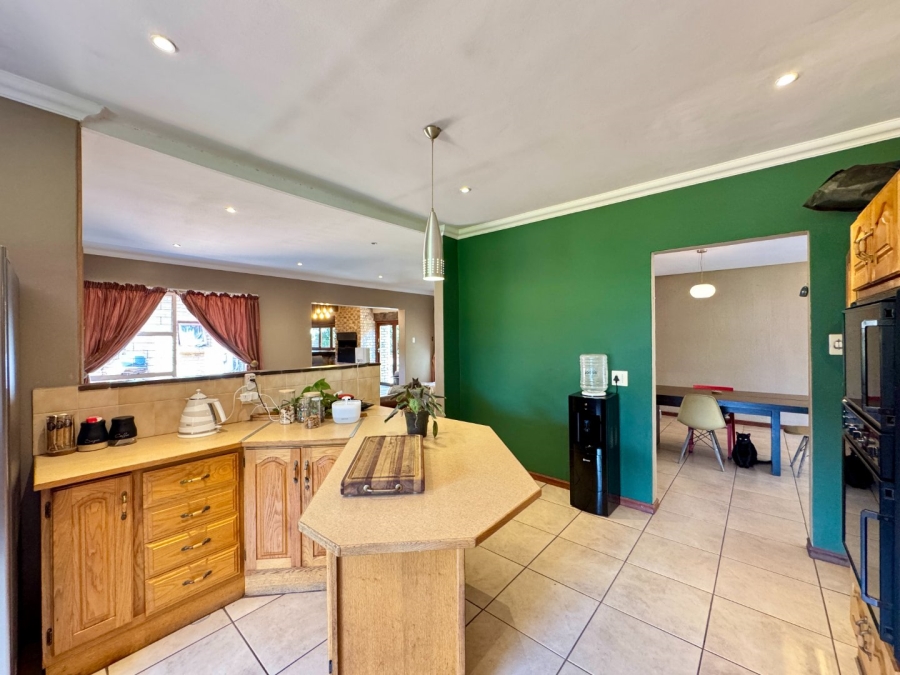 4 Bedroom Property for Sale in Lyttelton Manor Gauteng