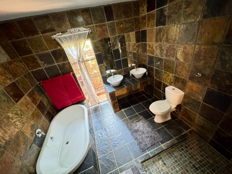 4 Bedroom Property for Sale in Lyttelton Manor Gauteng