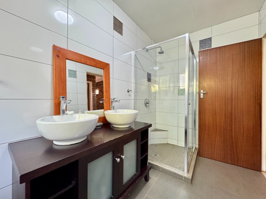 4 Bedroom Property for Sale in Lyttelton Manor Gauteng