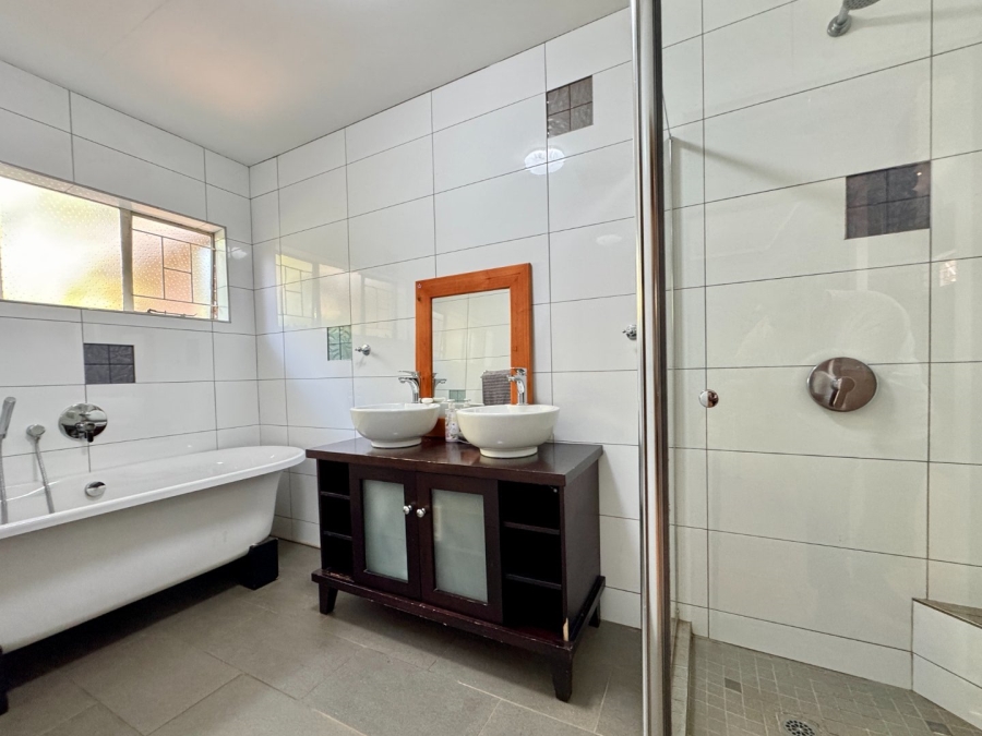 4 Bedroom Property for Sale in Lyttelton Manor Gauteng