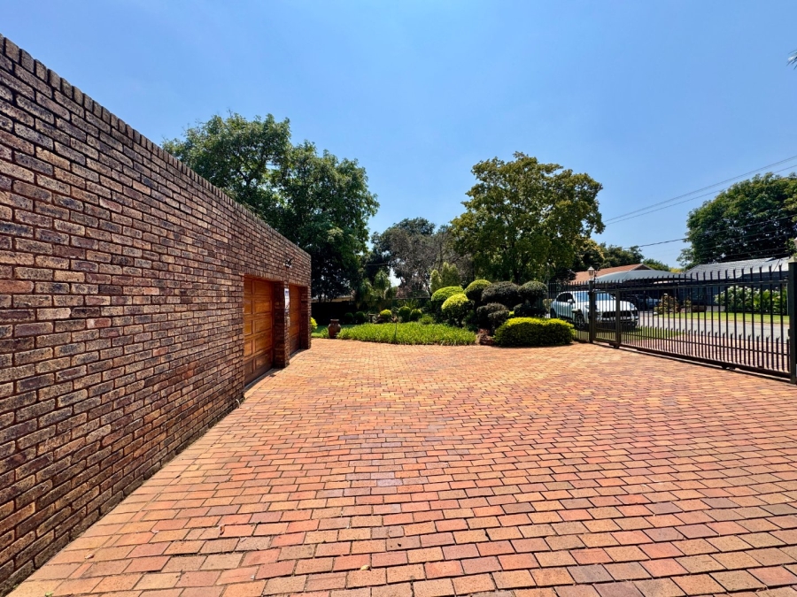 4 Bedroom Property for Sale in Lyttelton Manor Gauteng