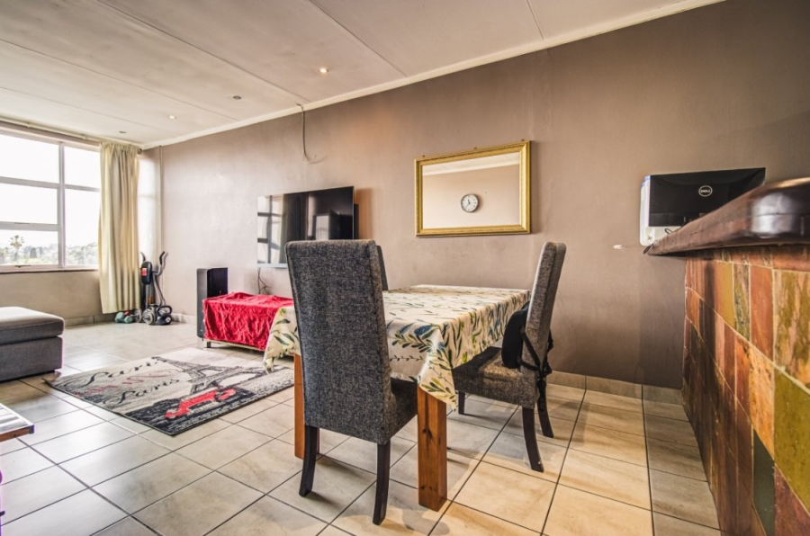 2 Bedroom Property for Sale in Dowerglen Gauteng