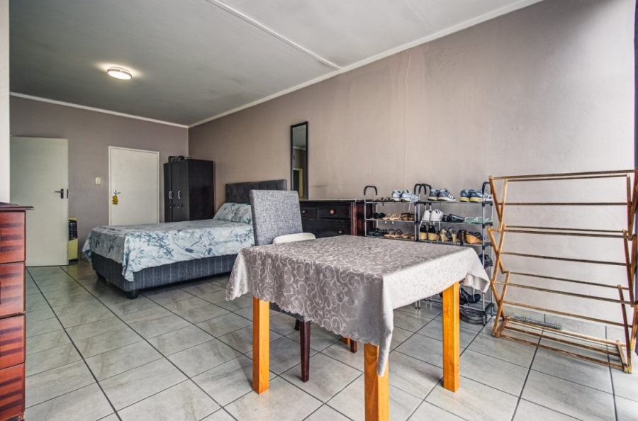 2 Bedroom Property for Sale in Dowerglen Gauteng