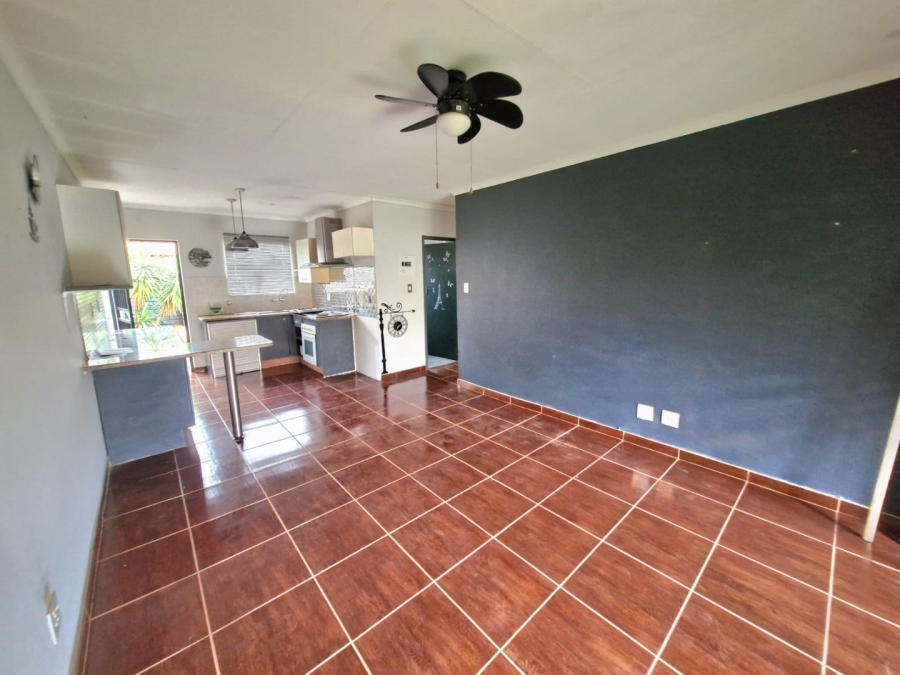 2 Bedroom Property for Sale in Annlin Gauteng