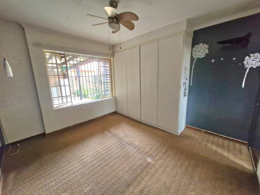 2 Bedroom Property for Sale in Annlin Gauteng