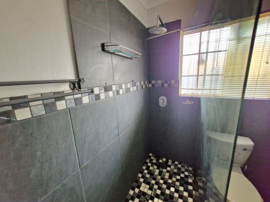 2 Bedroom Property for Sale in Annlin Gauteng
