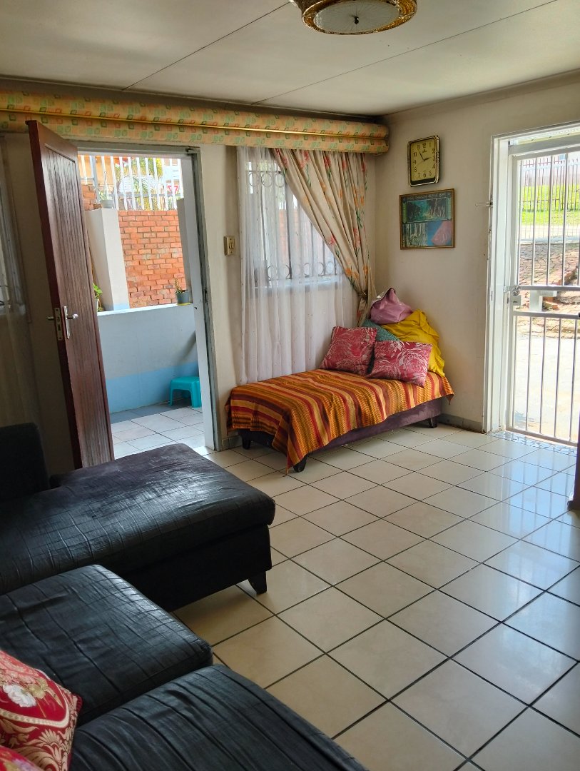 3 Bedroom Property for Sale in Lotus Gardens Gauteng