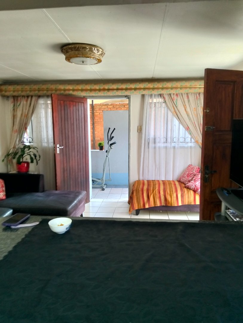 3 Bedroom Property for Sale in Lotus Gardens Gauteng
