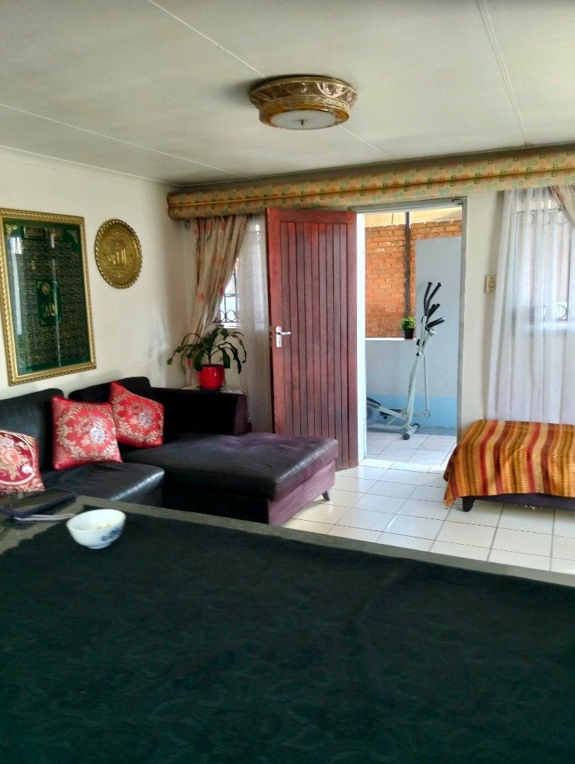 3 Bedroom Property for Sale in Lotus Gardens Gauteng