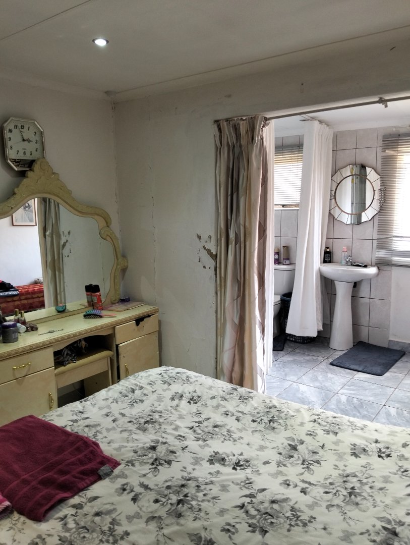 3 Bedroom Property for Sale in Lotus Gardens Gauteng