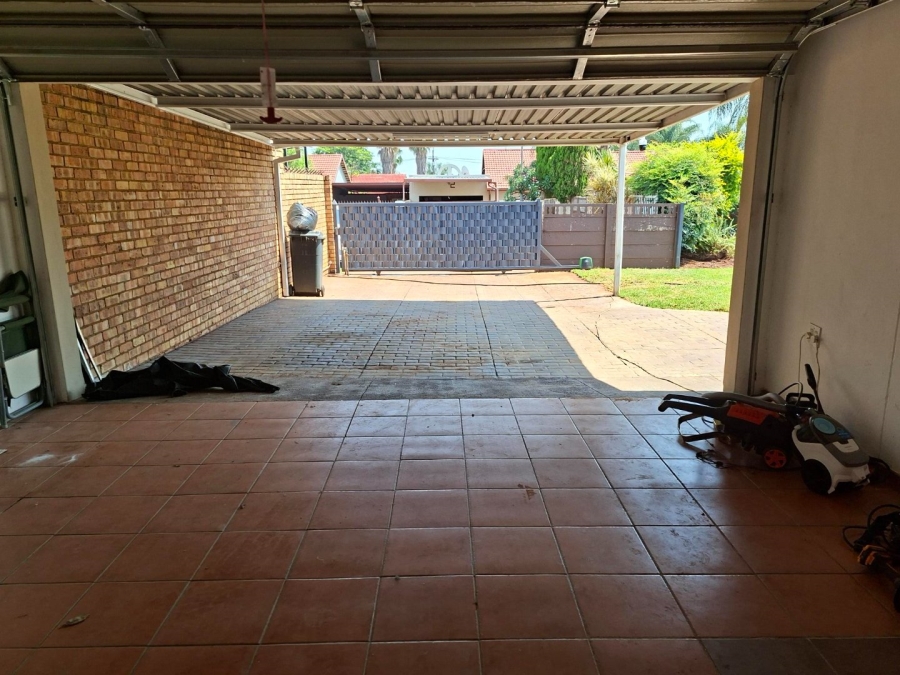 3 Bedroom Property for Sale in Montana Tuine Gauteng