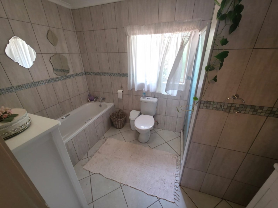 4 Bedroom Property for Sale in Annlin Gauteng