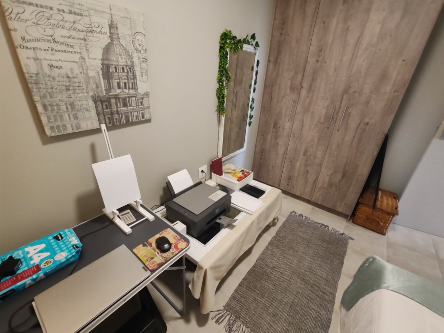 2 Bedroom Property for Sale in Montana Tuine Gauteng