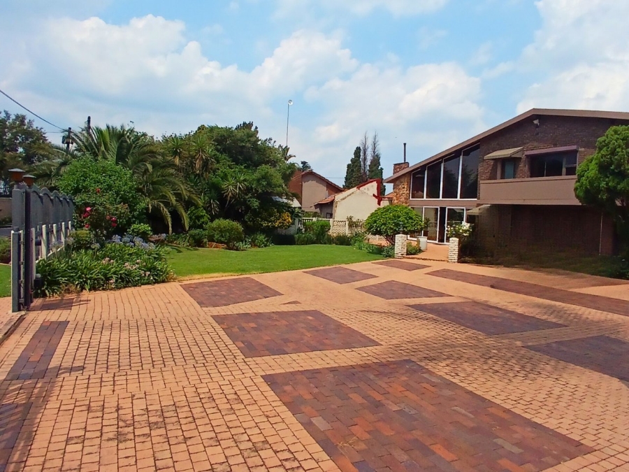 5 Bedroom Property for Sale in Fishers Hill Gauteng