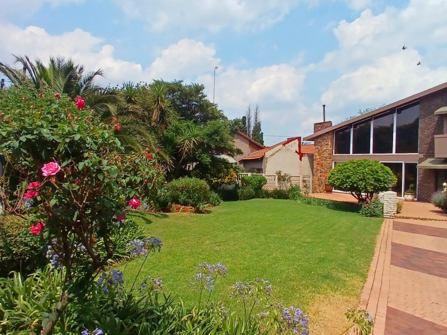 5 Bedroom Property for Sale in Fishers Hill Gauteng