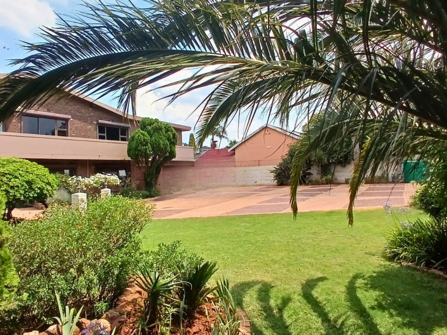 5 Bedroom Property for Sale in Fishers Hill Gauteng