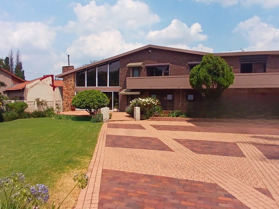 5 Bedroom Property for Sale in Fishers Hill Gauteng