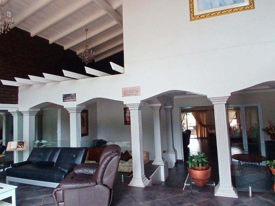 5 Bedroom Property for Sale in Fishers Hill Gauteng