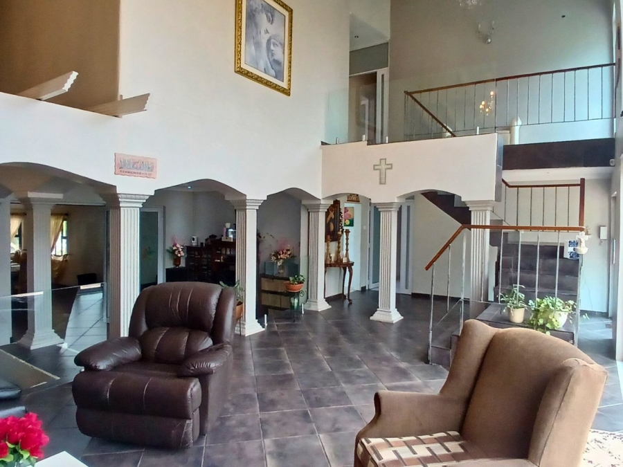 5 Bedroom Property for Sale in Fishers Hill Gauteng