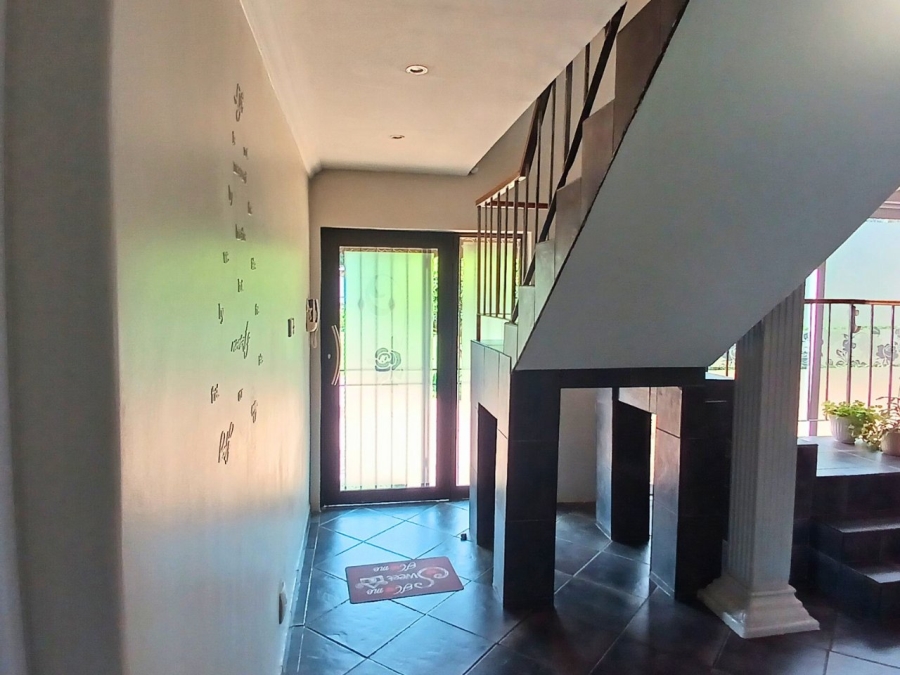 5 Bedroom Property for Sale in Fishers Hill Gauteng